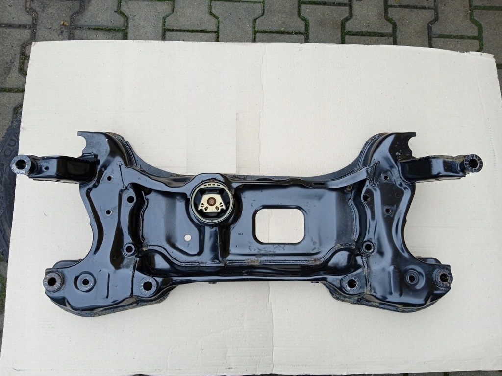 балка подрамник Caddy (2 ск VAG 1K0199315B