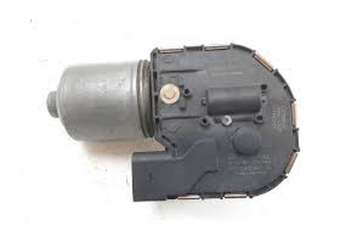 Моторчик стеклоочистителя Q5 BUC Б/У 8R1955119A