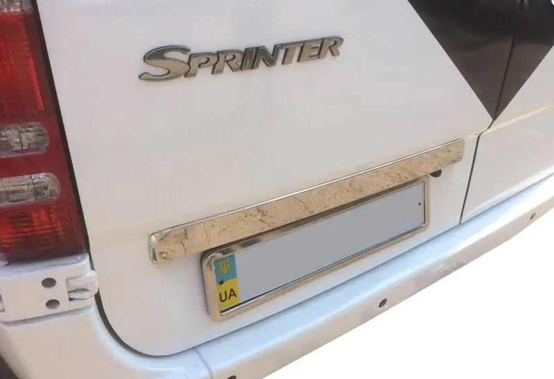 Накладка над номером хром Crafter Sprinter Carmos CAR2939