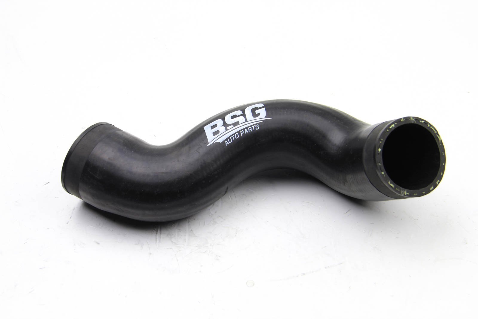 патрубок интеркуллера t4 BSG BSG90720002