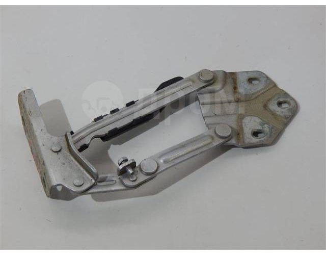 петля капота Caddy R BUC Б/У 1T0823302E