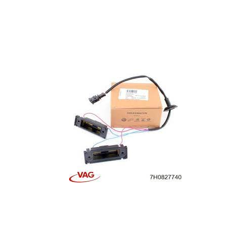 подсветка гнездо VAG 7H0827740 2K5827740B