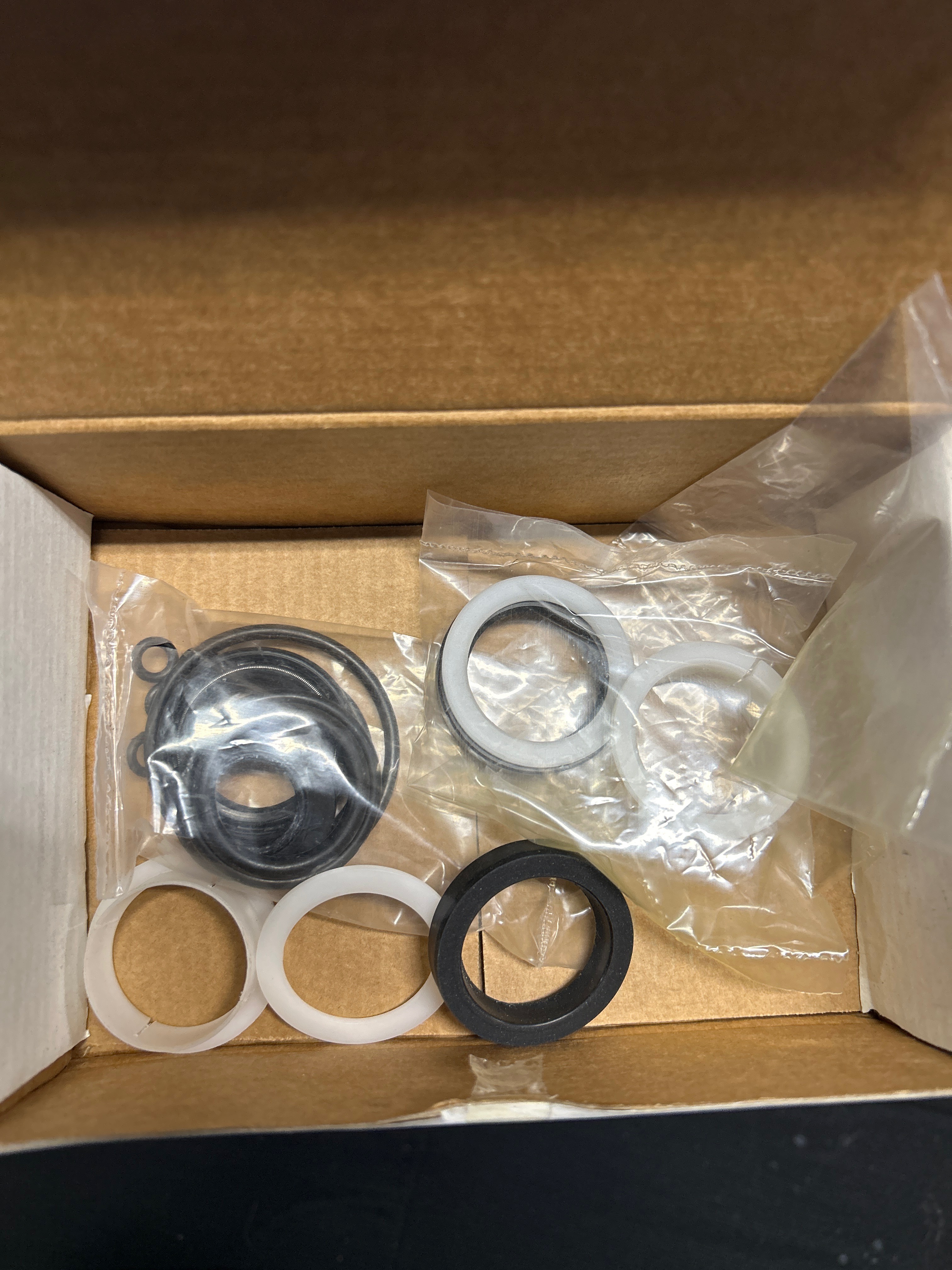 Ремкомплект рейки t4 Emmetec VW9007OILSEALKIT