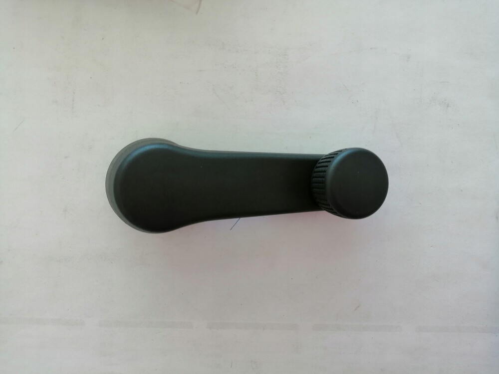 Ручка стеклоподъемника Caddy VAG 2K0837581A9B9