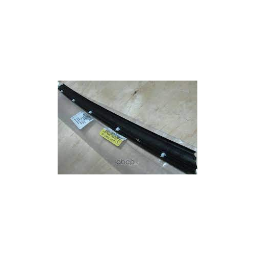 Уплотнитель t5 арка R VAG 7H0837566A