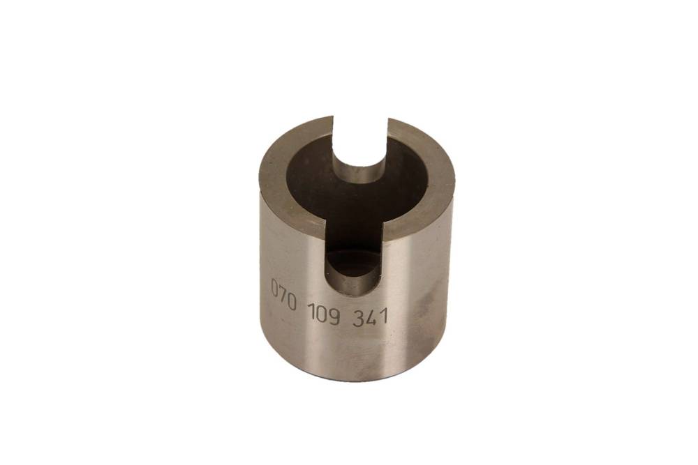 Втулка распредвала t5 2.5 VAG 070109341